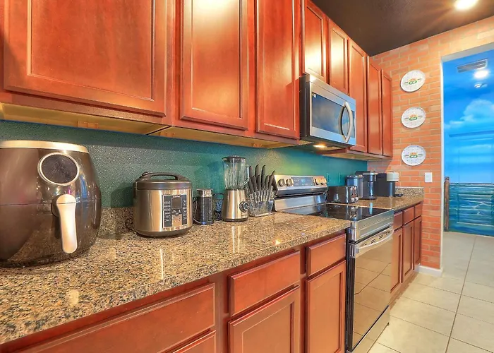 Showstopper 15Br Lakeside Villatheater Spa Kissimmee
